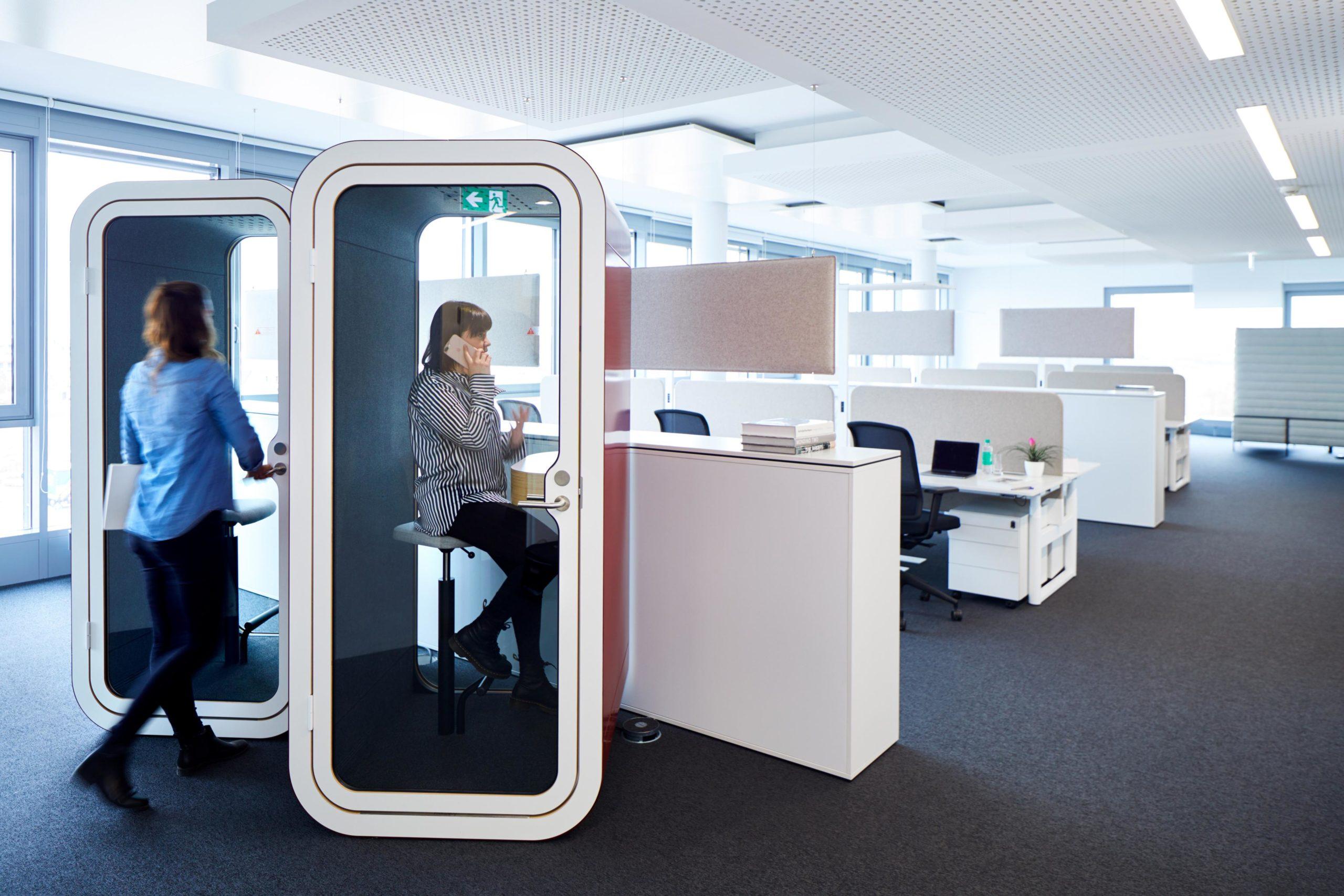 SOUNDPROOF PHONE BOOTHS & MEETING PODS